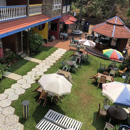 Peravel Beach Holiday Home Кандолим Екстериор снимка