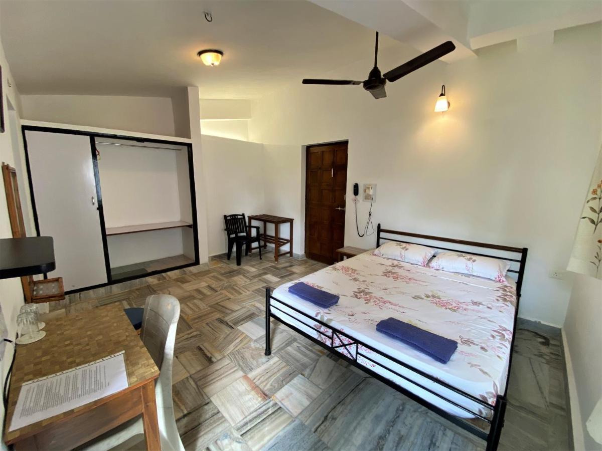 Peravel Beach Holiday Home Кандолим Екстериор снимка