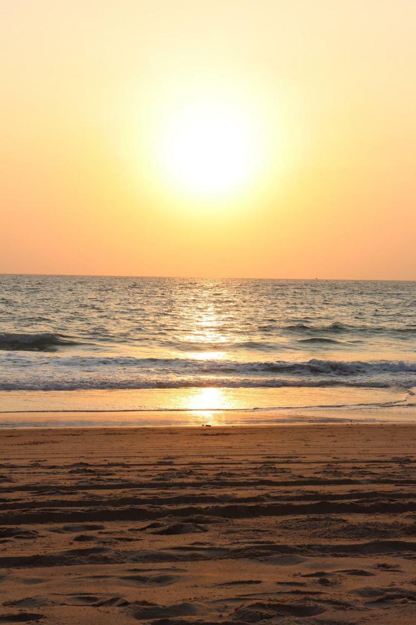 Peravel Beach Holiday Home Кандолим Екстериор снимка